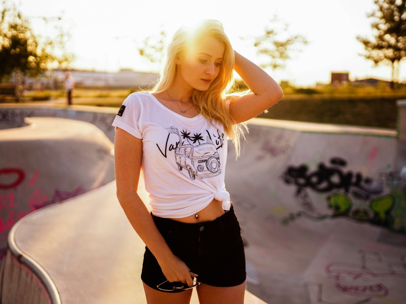 Van life shirt ladies weiß mit Druck-PS Van Life, T1, T2, T3, T5, VW Bus, XS, Mens Sprinter Van shirt, vanlife, van life, van life tshirt XL, L, M, S, Weiß, weiss, schwarz,Roadtrip, Camper, Leben im Bus, Busreisen, Shirt, Van, Life, Siebdruck, weiß, hochauflösender Druck, Brust, handvernähte Applikationen