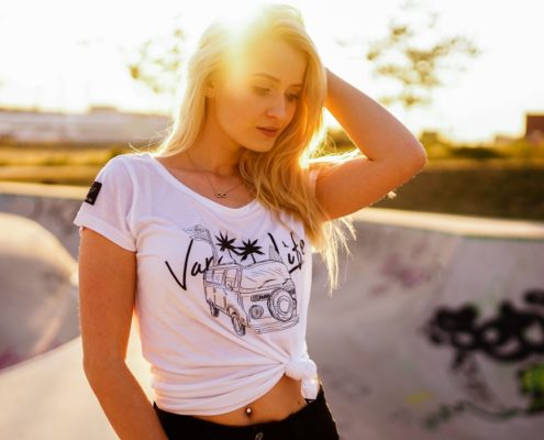 VanLife T-Shirt für Frauen, van life shirt, vanlife shirt, Van Life T-Shirt für Frauen, VanLife T-Shirt, Van Life T-Shirt, T-Shirt mit Van, T1, T2, T3, T4, T5, VW Bulli, T-Shirt, VW Bus, Van,