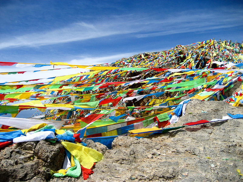 Tibet-Himalaya-Tinkas-Soulcover-moment-Adventure-Awaits-Shirt11